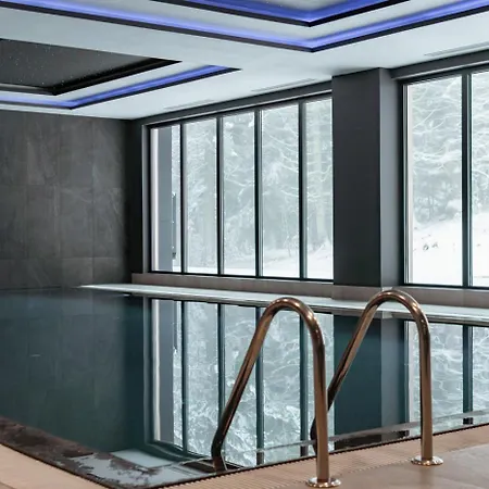 Zlatni Javor 312 Hotel apartamentowy