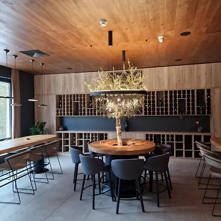 Hotel apartamentowy Zlatni Javor 312 3*